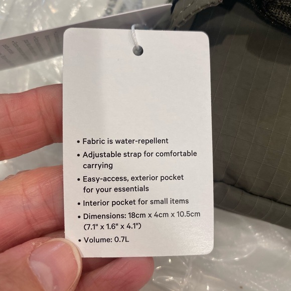 LULULEMON MINI BELT BAG IN CAROB! - Picture 10 of 11